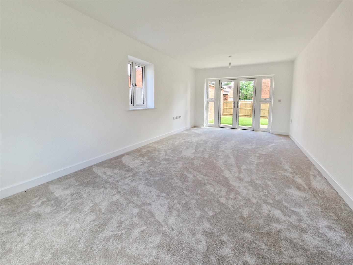 4 bed property in Morinsbury Road, Bedford